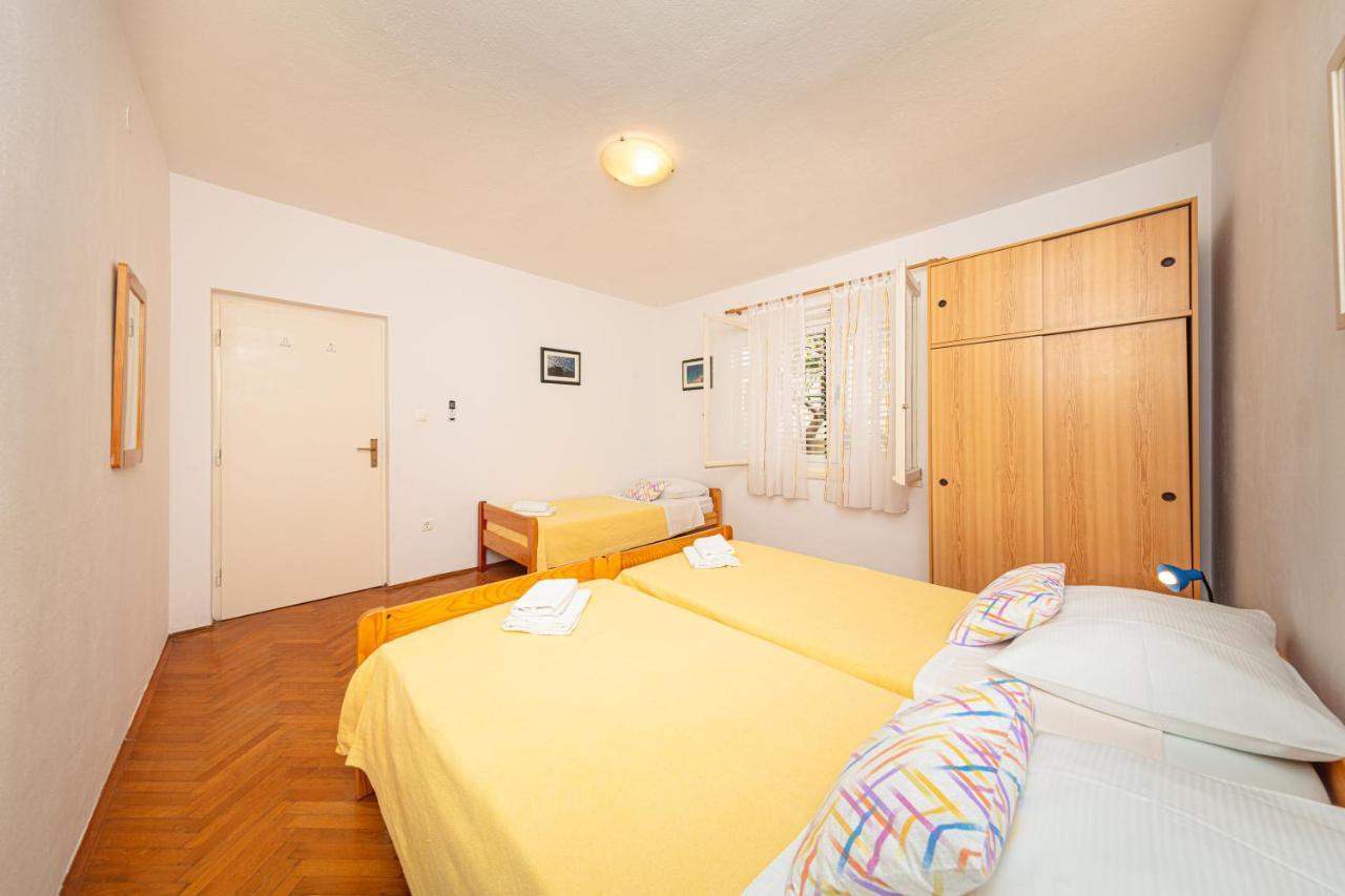 Apartment Promajna Buitenkant foto