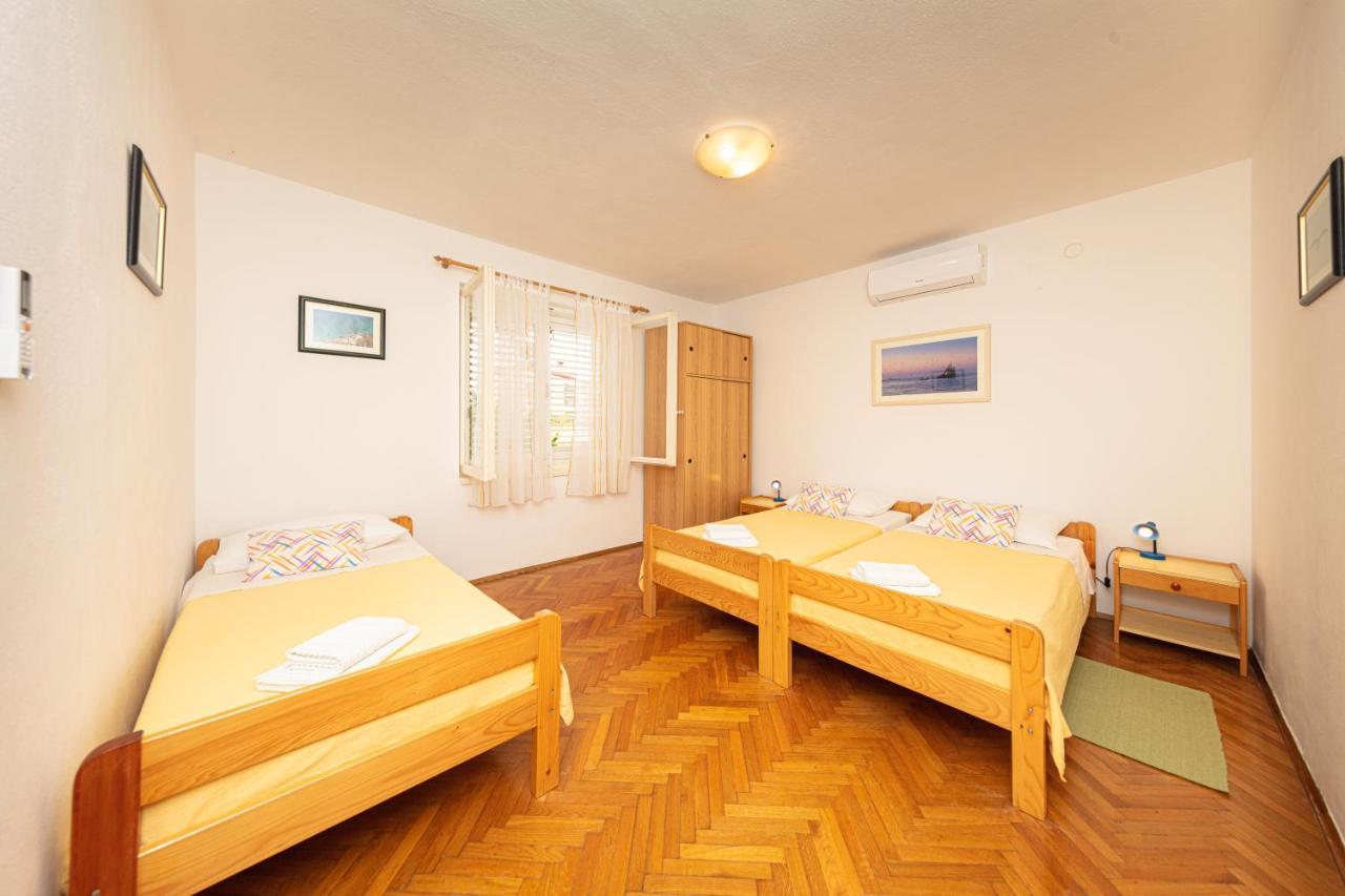 Apartment Promajna Buitenkant foto